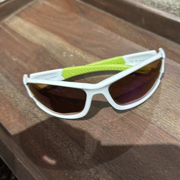 Designer sport sunglasses bundle - Picture 10 of 17